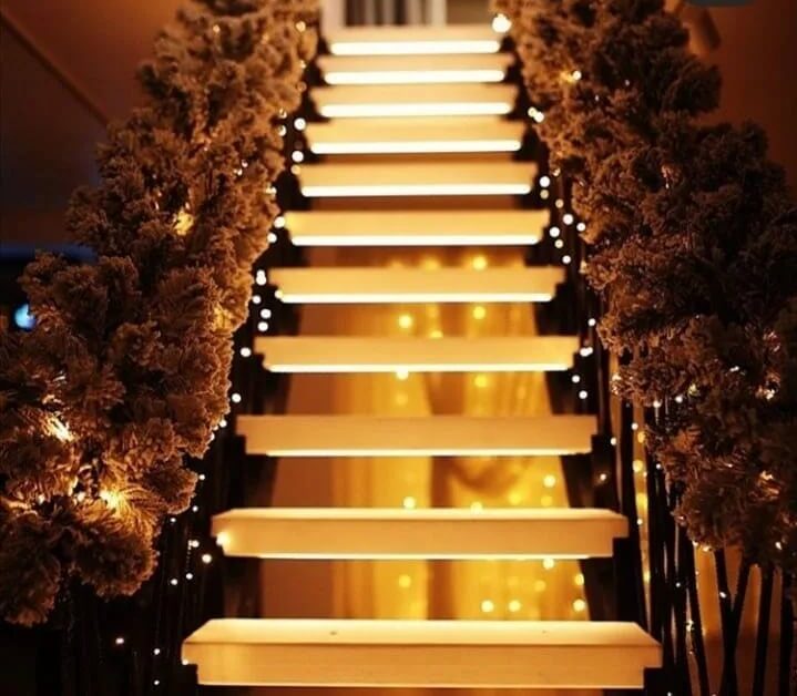 Beautiful Christmas Lights On Stairs Ideas