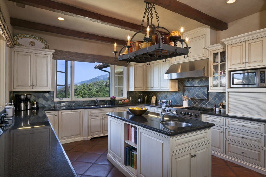 Kitchen Island Bench Lighting Idea